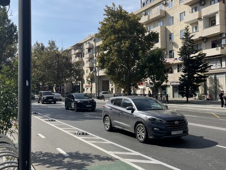 İçəri Şəhərdə 2 otaqlı köhnə tikili mənzil satılır, 60 m², 265 000 AZN, şəkil 2 / 12