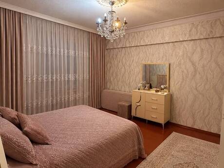 Qara Qarayevdə 3 otaqlı köhnə tikili mənzil satılır, 103 m², 270 000 AZN, şəkil 2 / 10
