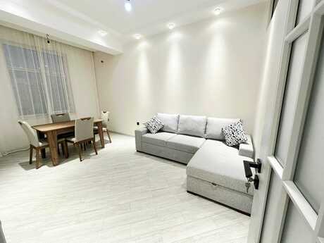 2 otaqlı mənzil, 45 m², Yeni Bakı, 450 AZN
