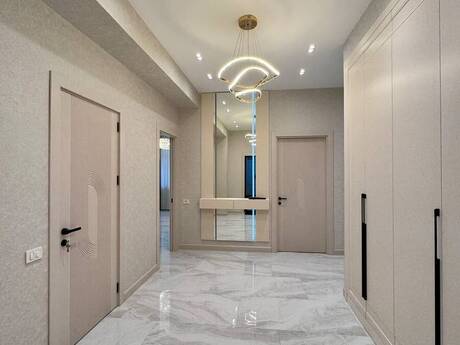 Renessans Palace kompleksində 4 otaqlı yeni tikili mənzil satılır, 185 m², 750 000 AZN, şəkil 3 / 12