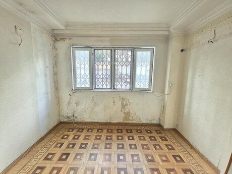 İnşaatçılarda 2 otaqlı köhnə tikili mənzil satılır, 50 m², 158 000 AZN, şəkil 4 / 12