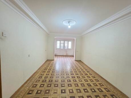 İnşaatçılarda 2 otaqlı köhnə tikili mənzil satılır, 50 m², 158 000 AZN, şəkil 2 / 12