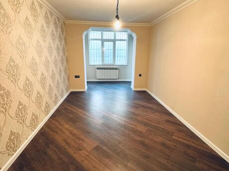 28 Mayda 2 otaqlı köhnə tikili mənzil satılır, 65 m², 180 000 AZN, şəkil 4 / 12