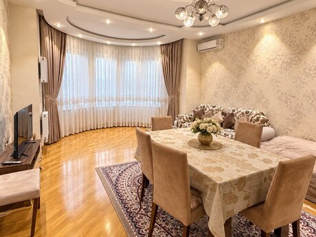 8 Noyabrda 3 otaqlı yeni tikili mənzil kirayə verilir, 135 m², 1 100 AZN/ay, şəkil 2 / 8