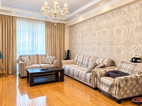 Объявление №6543973 - Баку, м. Кара Караев, 3-комн., 110 м², 13/17 этаж