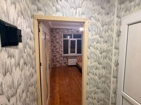 2-room old-build apartment for sale in Yeni Günəşli, 55 m², 165 000 AZN, photo 5 / 8