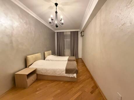 Продаётся 4-комнатная квартира в новостройке, Şah İsmayıl Xətai, 154 м², 429 000 AZN, фото 2 / 12