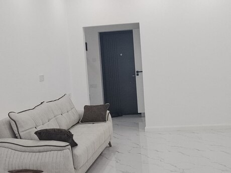 Şah İsmayıl Xətaidə 2 otaqlı yeni tikili mənzil kirayə verilir, 70 m², 800 AZN/ay, şəkil 2 / 10
