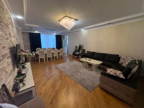 Memar Əcəmidə 3 otaqlı yeni tikili mənzil satılır, 140 m², 325 000 AZN, şəkil 2 / 12