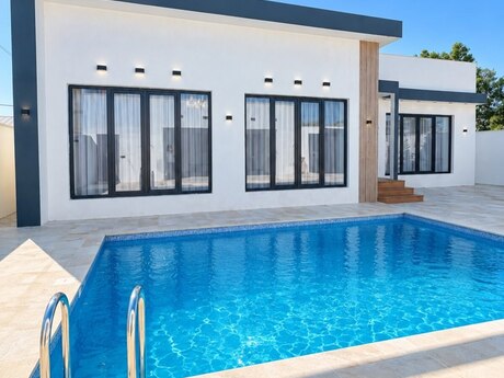 Elan №6544011 - Bakı, Şüvəlan q., 4 otaqlı, 160 m²