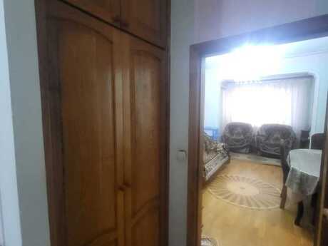 Gənclikdə 2 otaqlı köhnə tikili mənzil kirayə verilir, 50 m², 650 AZN/ay, şəkil 4 / 8