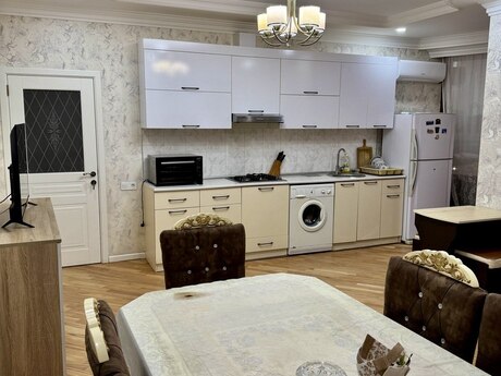 Şah İsmayıl Xətaidə 3 otaqlı yeni tikili mənzil kirayə verilir, 75 m², 950 AZN/ay, şəkil 4 / 9