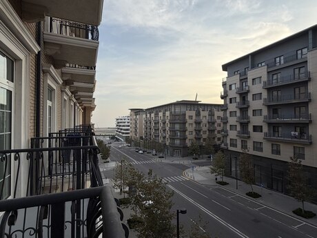 Ağ şəhərdə 4 otaqlı yeni tikili mənzil satılır, 144 m², 777 000 AZN, şəkil 4 / 12