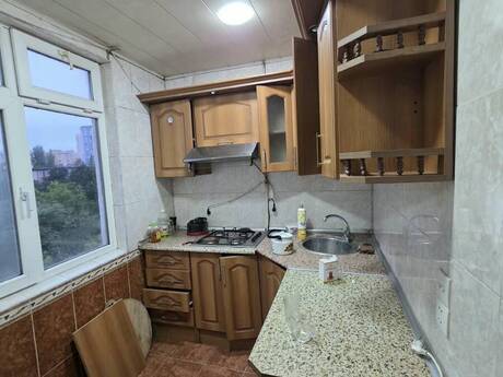 Продаётся 2-комнатная квартира в старом фонде, 20 Yanvar, 47 м², 123 000 AZN, фото 4 / 5