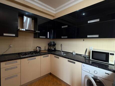 Объявление №6544212 - Баку, м. Нариман Нариманов, 2-комн., 76 м², 10/17 этаж