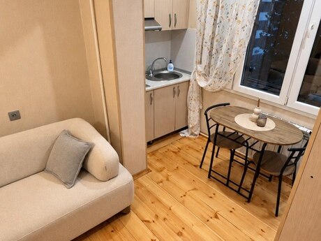 Azadlıq Prospektidə 2 otaqlı köhnə tikili mənzil kirayə verilir, 55 m², 700 AZN/ay, şəkil 3 / 10