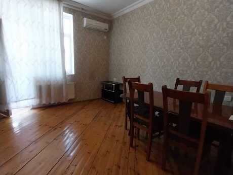 2 otaqlı mənzil, 65 m², İnşaatçılar, 600 AZN