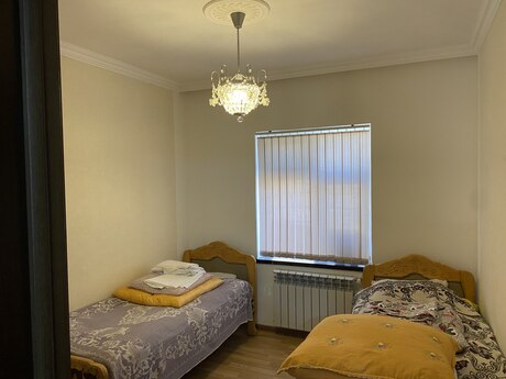 4 rooms · 90 m²