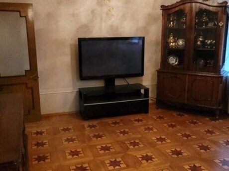 Memar Əcəmidə 4 otaqlı köhnə tikili mənzil satılır, 90 m², 320 000 AZN, şəkil 3 / 9