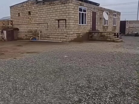 4 otaq · 130 m²