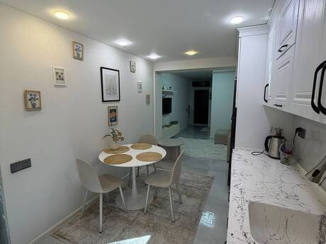 3-room old-build apartment for sale in Bakıxanov, 80 m², 188 000 AZN, photo 2 / 11