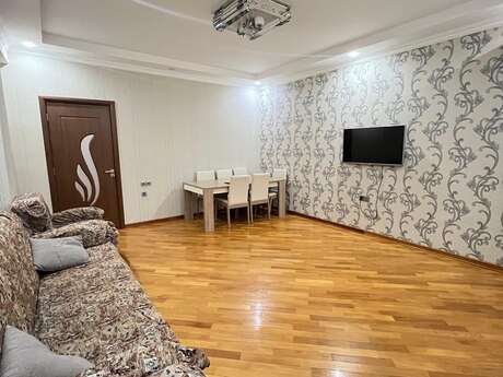 Объявление №6544306 - Баку, м. Халглар Достлугу, 2-комн., 65 м², 6/16 этаж