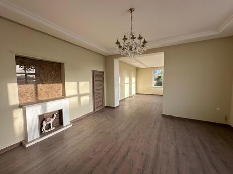 Şüvəlanda 6 otaqlı həyət evi satılır, 300 m², 340 000 AZN, şəkil 5 / 12
