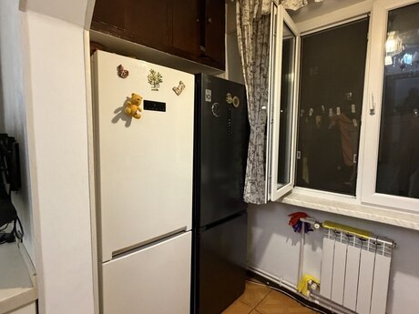 Azadlıq Prospektidə 5 otaqlı köhnə tikili mənzil satılır, 120 m², 280 000 AZN, şəkil 3 / 12