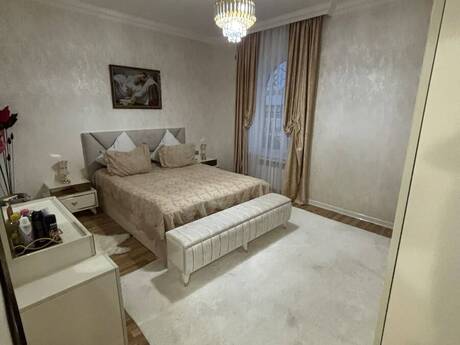 5 otaq · 250 m², Binə