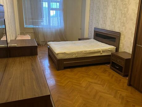 İnşaatçılarda 3 otaqlı yeni tikili mənzil satılır, 165 m², 370 000 AZN, şəkil 3 / 12