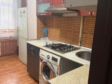 Nəriman Nərimanovda 2 otaqlı köhnə tikili mənzil satılır, 55 m², 187 000 AZN, şəkil 3 / 5