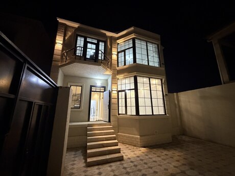 Masazırda 4 otaqlı həyət evi satılır, 150 m², 127 000 AZN, şəkil 2 / 12