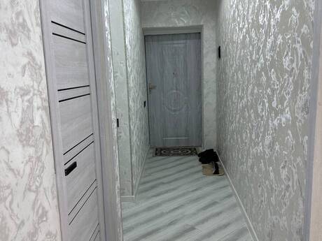 Koroğluda 2 otaqlı köhnə tikili mənzil satılır, 50 m², 142 500 AZN, şəkil 5 / 12