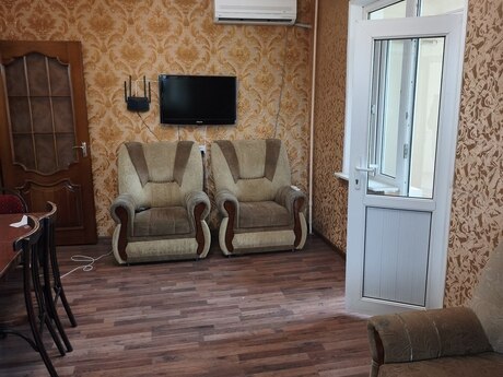 7-ci mikrorayonda 2 otaqlı köhnə tikili mənzil kirayə verilir, 45 m², 550 AZN/ay, şəkil 4 / 9