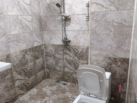 7-ci mikrorayonda 2 otaqlı köhnə tikili mənzil kirayə verilir, 45 m², 550 AZN/ay, şəkil 5 / 9