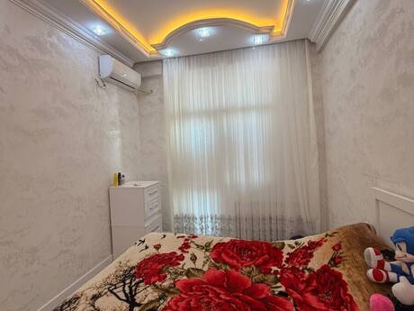 2-room new-build apartment for rent in Neftçilər, 70 m², 700 AZN/mo, photo 2 / 9