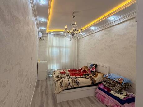 2 otaqlı mənzil, 70 m², Neftçilər, 700 AZN