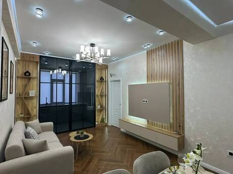 3 otaq · 67 m² · 11/15 mərtəbə, Həzi Aslanov