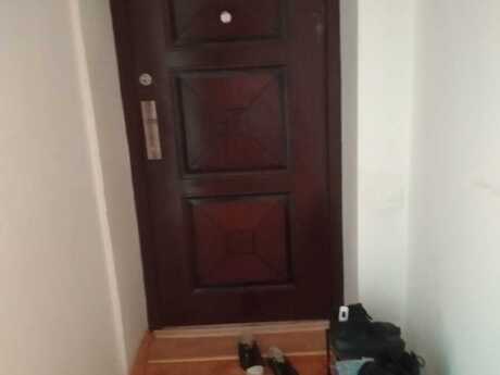 Neftçilərdə 3 otaqlı köhnə tikili mənzil satılır, 76 m², 190 000 AZN, şəkil 3 / 6