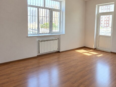 28 Mayda 3 otaqlı köhnə tikili mənzil kirayə verilir, 90 m², 699 AZN/ay, şəkil 4 / 7
