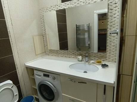 Neftçilərdə 3 otaqlı yeni tikili mənzil kirayə verilir, 100 m², 850 AZN/ay, şəkil 4 / 11