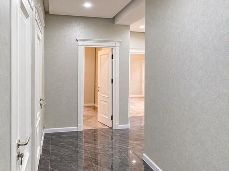 3-room new-build apartment for sale in Memar Əcəmi, 106 m², 253 999 AZN, photo 2 / 10