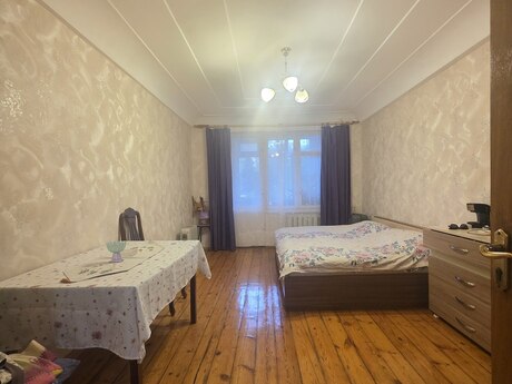 İnşaatçılarda 3 otaqlı köhnə tikili mənzil satılır, 85 m², 193 000 AZN, şəkil 4 / 10