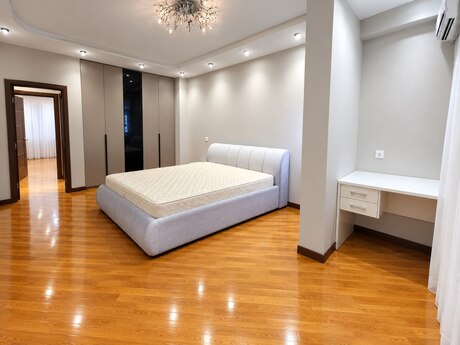 Bayılda 4 otaqlı yeni tikili mənzil satılır, 135 m², 300 000 AZN, şəkil 5 / 10