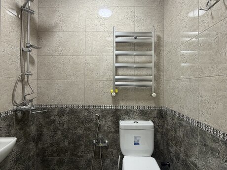 Qurtuluş 93 kompleksində 2 otaqlı yeni tikili mənzil satılır, 35 m², 69 500 AZN, şəkil 4 / 12