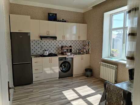 Mərdəkanda 2 otaqlı həyət evi kirayə verilir, 120 m², 550 AZN/ay, şəkil 2 / 4