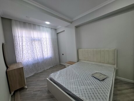 28 Mayda 2 otaqlı yeni tikili mənzil kirayə verilir, 55 m², 900 AZN/ay, şəkil 3 / 5