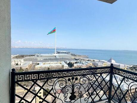 4-room new-build apartment for sale in Panorama Bayıl residence, 180 m², 630 000 AZN, photo 3 / 8