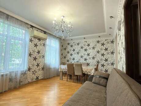 Elan №6544776 - Bakı, Elmlər Akademiyası m., 2 otaqlı, 45 m², 2/5 mərtəbə