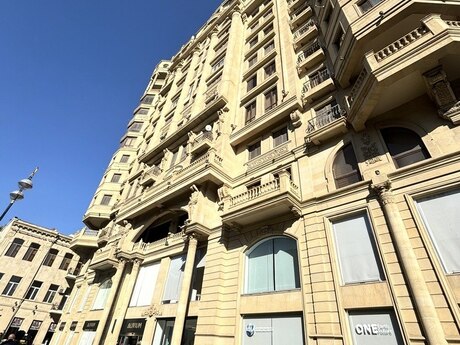 İçəri Şəhərdə 3 otaqlı yeni tikili mənzil kirayə verilir, 185 m², 6 000 AZN/ay, şəkil 4 / 12